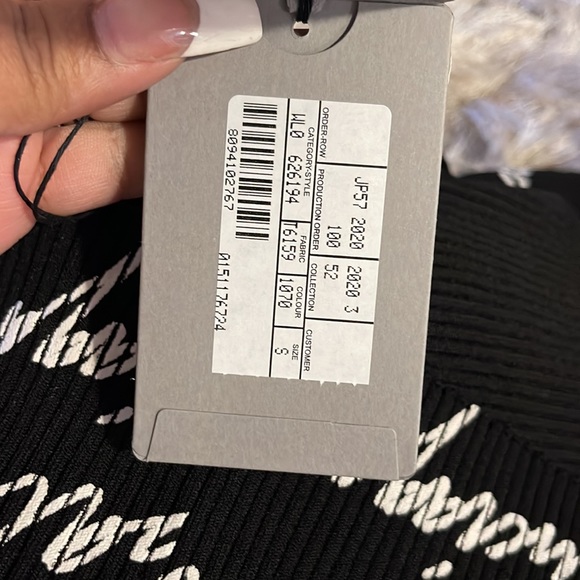 Brand New Authentic Balenciaga Sweater - Picture 3 of 4